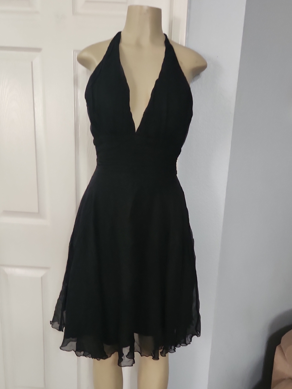 Rubber Ducky Productions, Inc. Black One-Shoulder Halter V-Neck Cocktail Dress